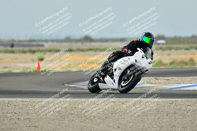 media/Apr-18-2025-TrackDaz (Fri) [[45f5874c44]]/C Group/Session 1 (Turn 7)/